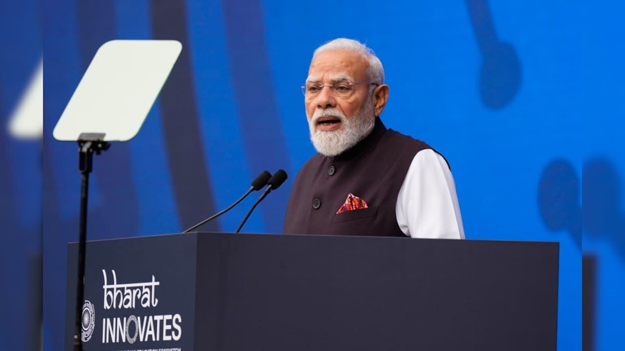 'आज भारत बदलाव के बड़े दौर से गुजर रहा है...', फ्रांस में 'भारत इनोवेट्स' कार्यक्रम में बोले पीएम मोदी