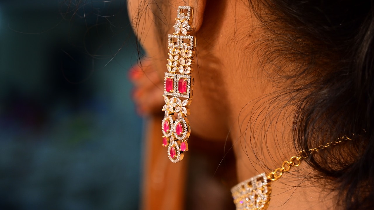 Myntra End Of Reason Sale: Ethnic Earrings That Instantly Upgrade Festive And Everyday Looks Myntra End Of Reason Sale: Ethnic Earrings That Instantly Upgrade Festive And Everyday Looks
