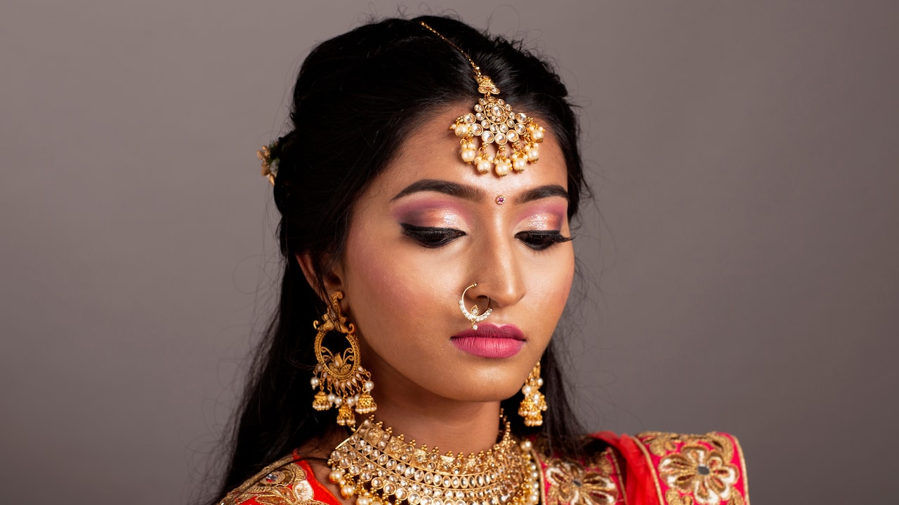 Which head jewellery do you want to grab to pair with your next outfit? Which head jewellery do you want to grab to pair with your next outfit?