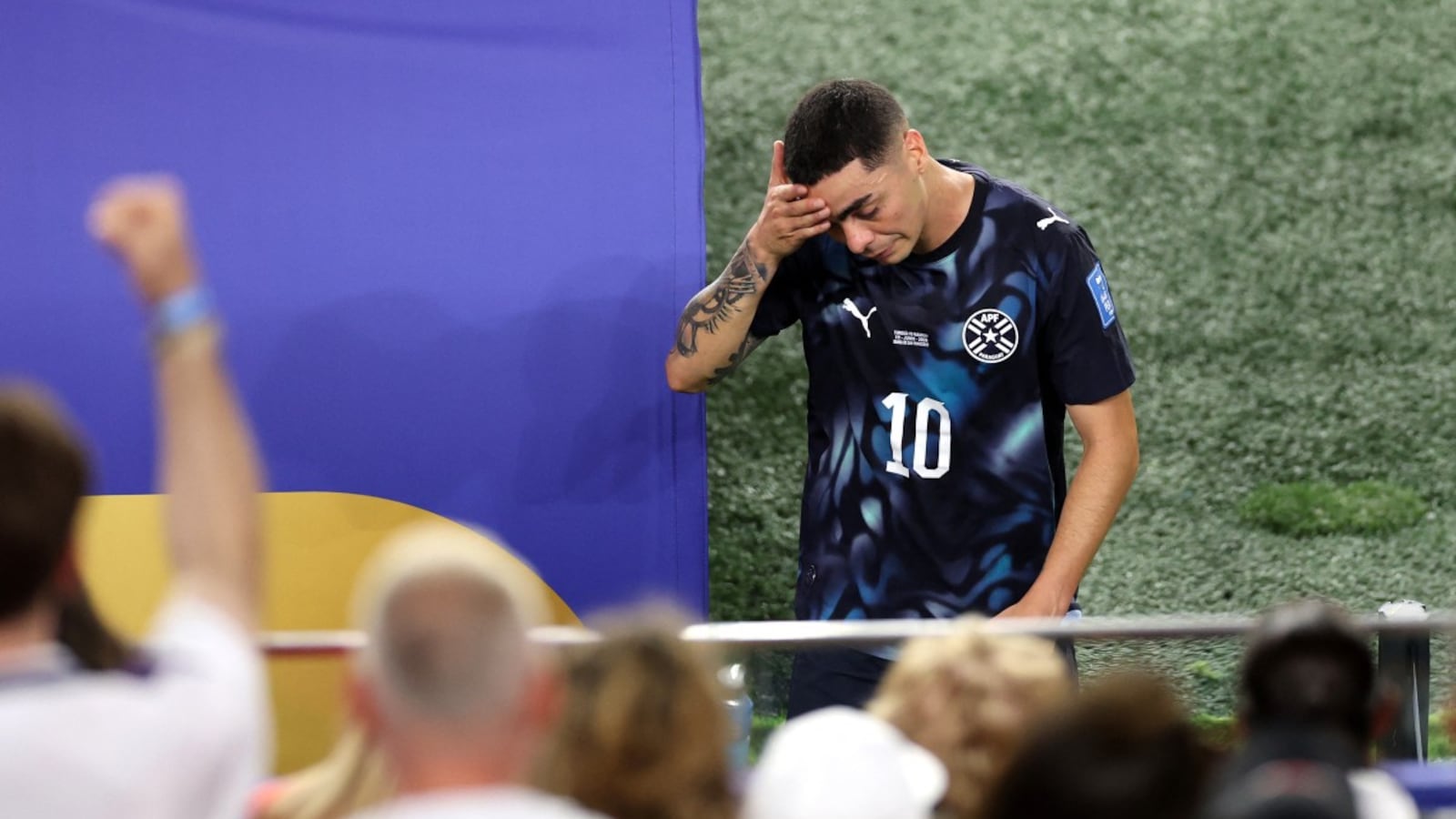 1st Time In FIFA World Cup History: Paraguays Miguel Almiron Shown Red Card Under New Rules