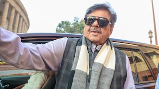 'पिक्चर अभी बाकी है', पश्चिम बंगाल के पॉलिटिकल ड्रामे पर NDTV से बोले शत्रुघ्न सिन्हा
