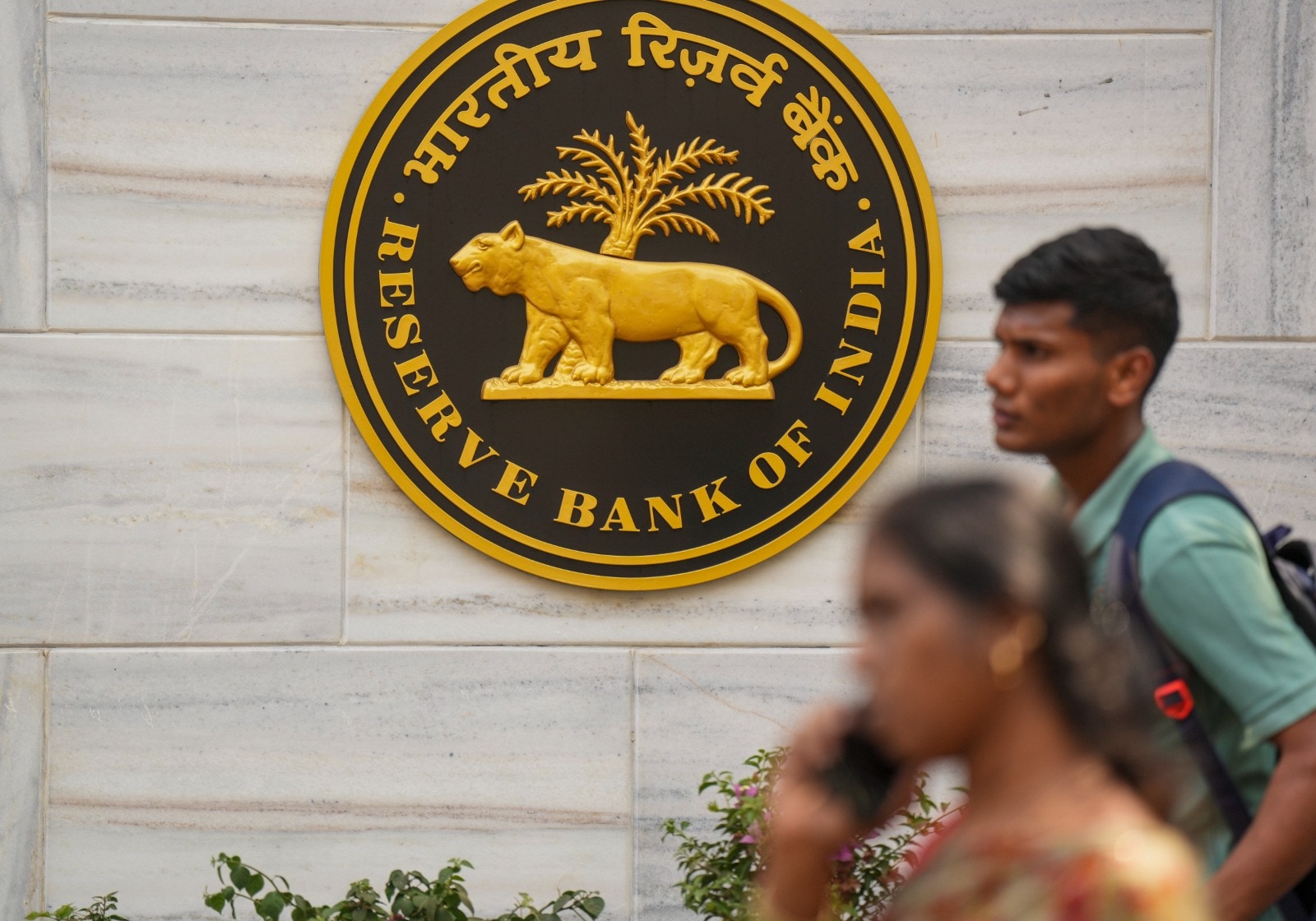 RBI sells $8.94 billion in spot forex market in April to support rupee
