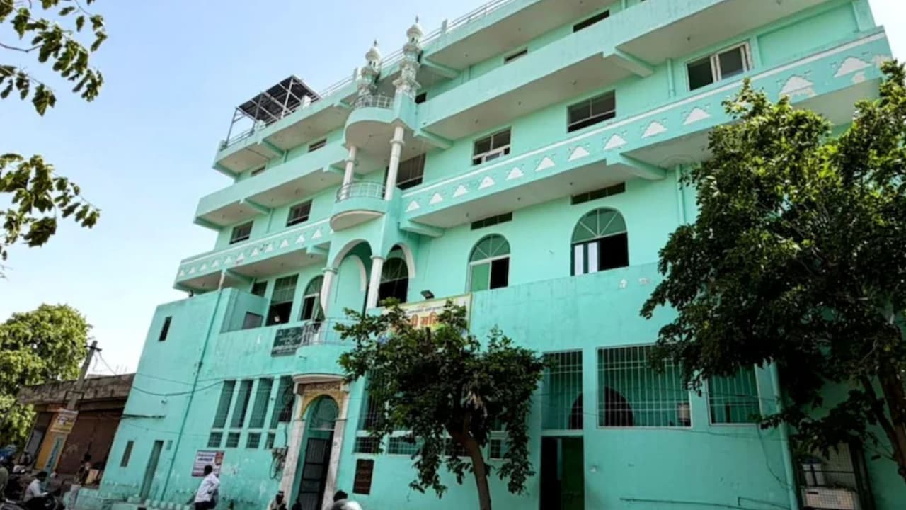 जयपुर में आज गिराई जाएगी 45 साल पुरानी नूरानी मस्जिद, 3000 पुलिसकर्मी तैनात, इंटरनेट बंद