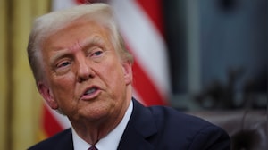 Report: Trump Downplayed Apache Helicopter Downing Near Strait Of Hormuz