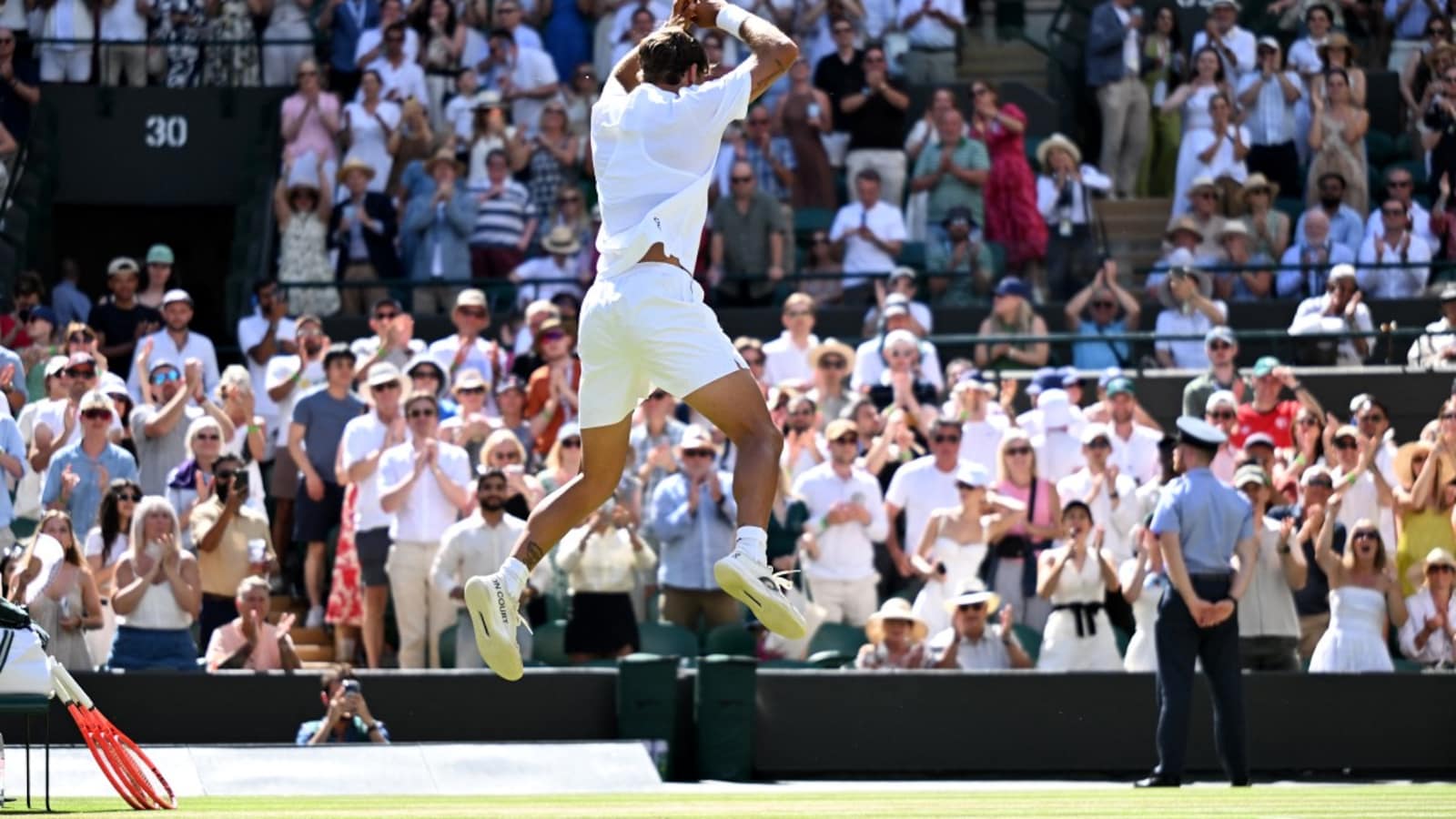 Cristiano Ronaldo Fever Hits Wimbledon: Flavio Cobolli Performs Legendary Celebration After Win