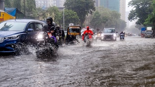 Visibility Dropped, Roads Flooded: 10 Videos Capture Mumbai Rains Havoc; Travel Affected