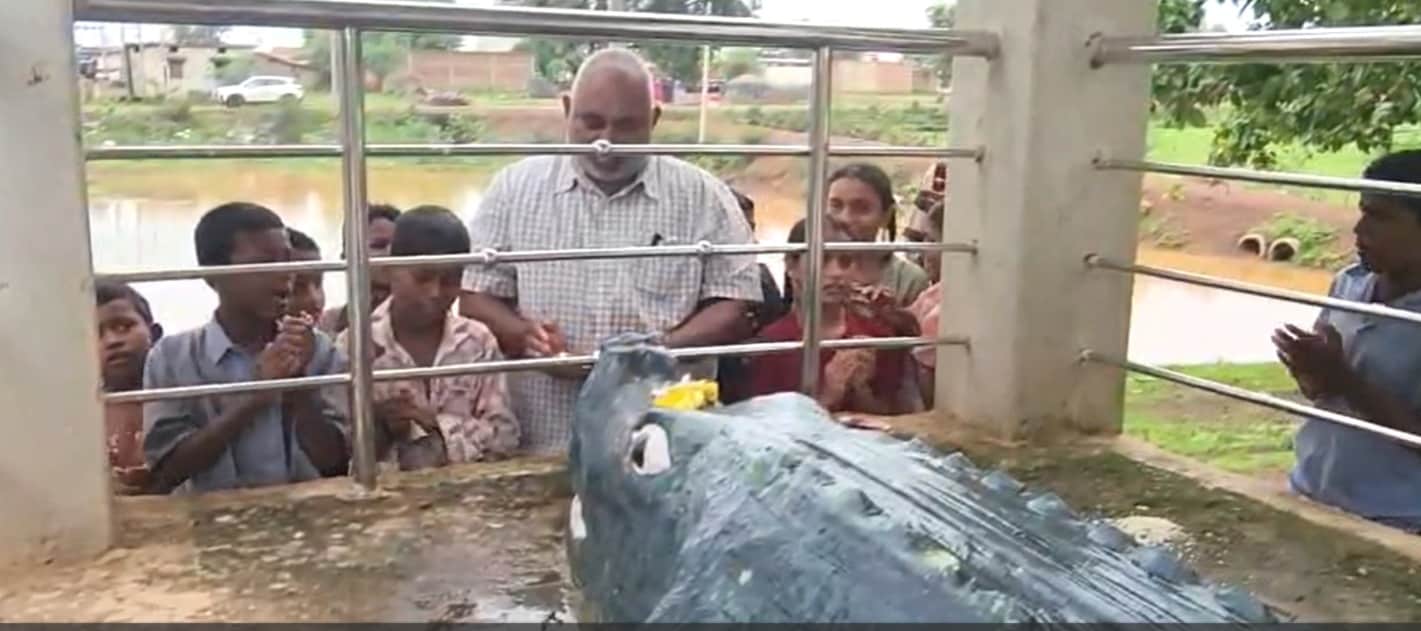 साल 2019 में गंगाराम की मौत के बाद गांव वालों ने बकायदा एक मंदिर बनाया , जहां उसकी पूजा होती है.