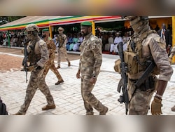 Mali Under Attack: Insurgents Strike Two Towns, Russian Forces Deployed In One