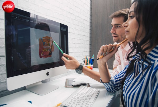 Career In Product Design: नए जमाने का हिट करियर, क्&zwj;या करनी होती है पढ़ाई, कितनी कमाई