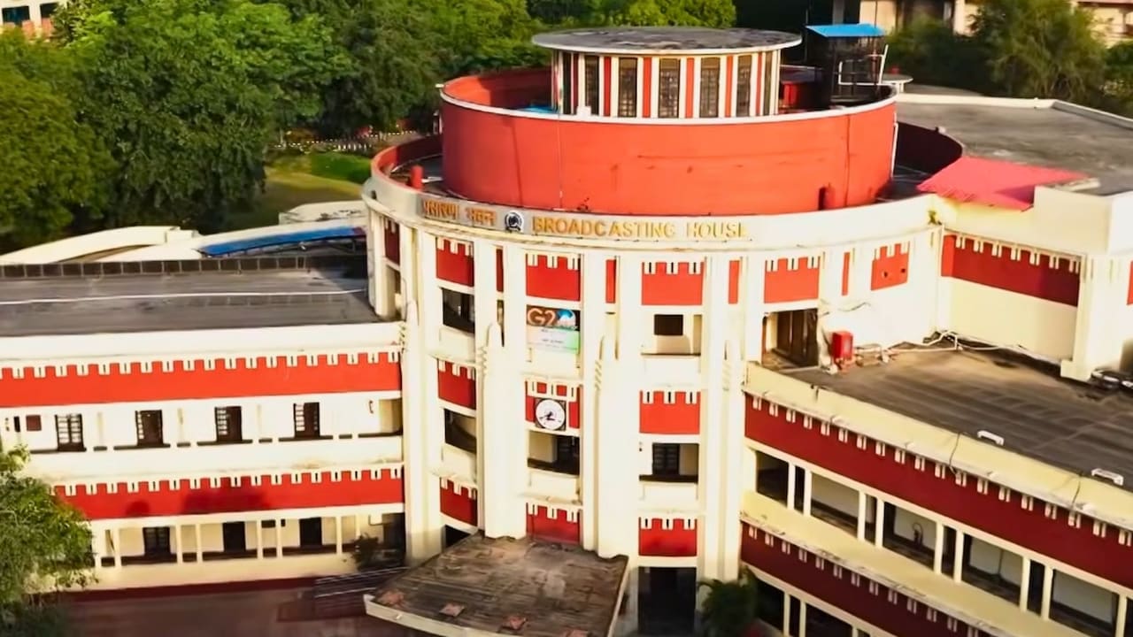 Opinion: Opinion | All India Radio: Growing Up With The Nation's Most Enduring Voice