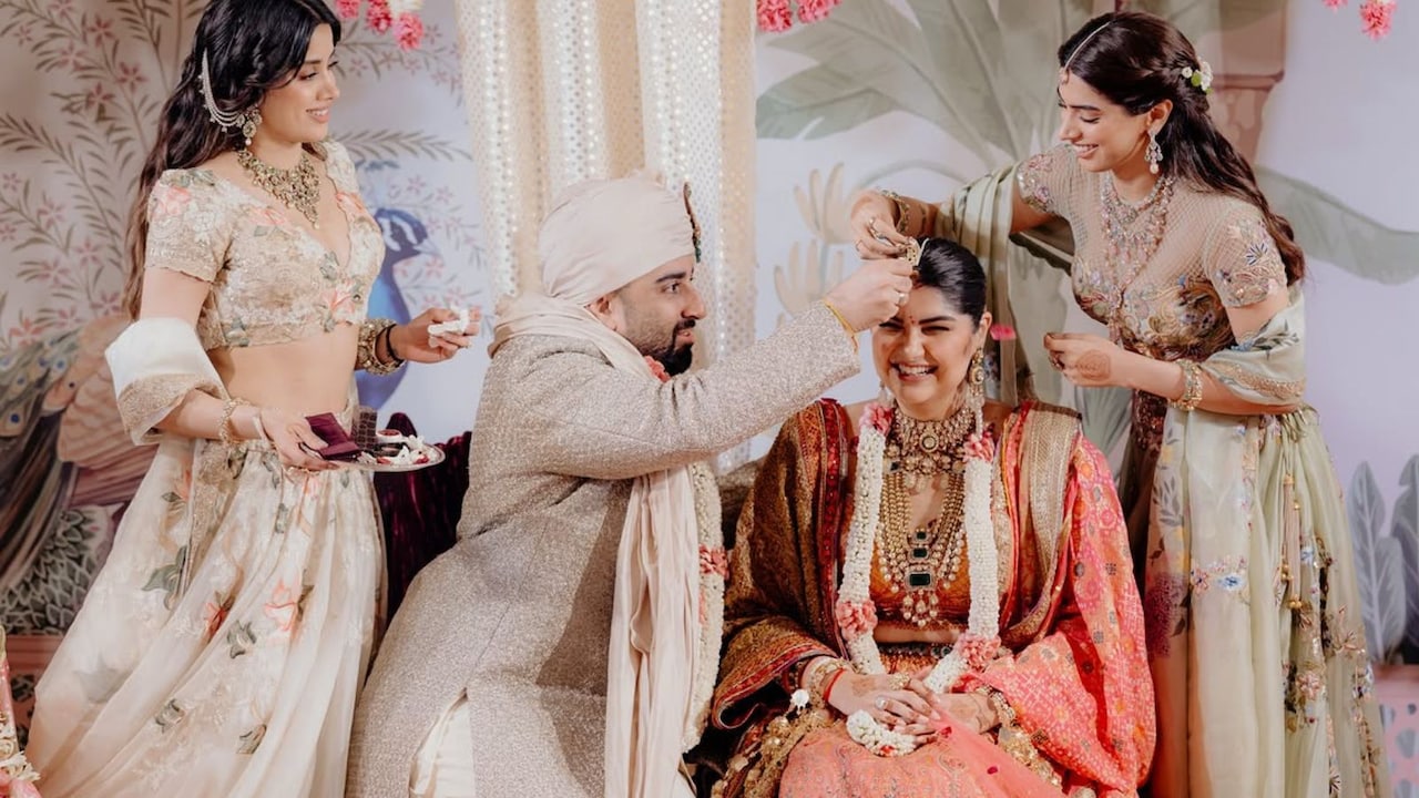 Anshula kapoor and rohan thakkar wedding pics Anshula kapoor and rohan thakkar wedding pics