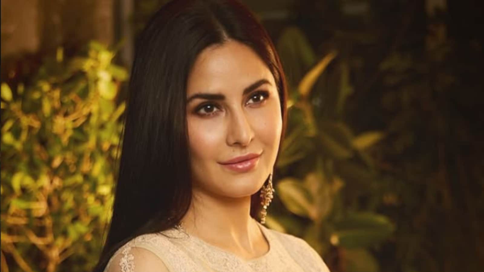 Katrina Kaif Turns 43: Kareena Kapoor, Sonam Kapoor, Sunny Kaushal And Others Shower Birthday Wishes
