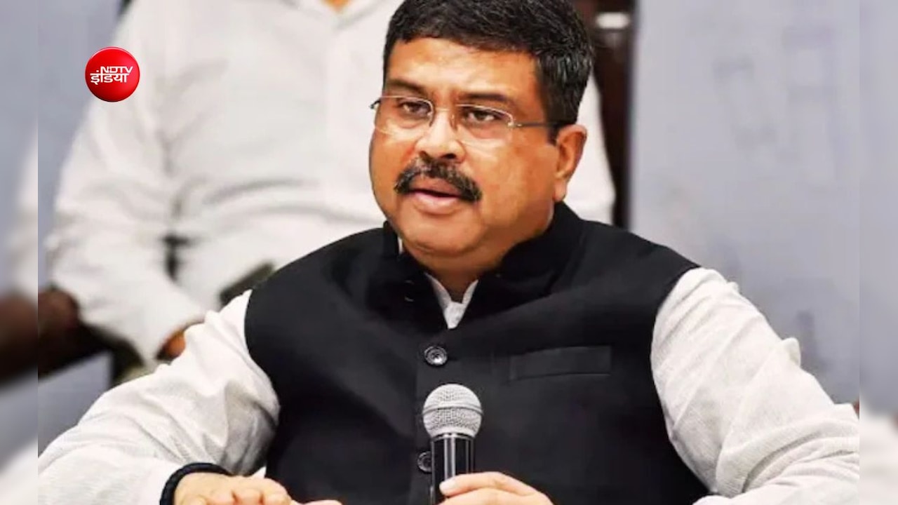 केंद्रीय शिक्षा मंत्री धर्मेंद्र प्रधान के इस्तीफे की फिलहाल कोई संभावना नहीं: शीर्ष सरकारी सूत्र
