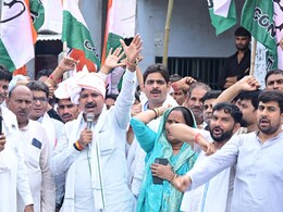 जूली के नेतृत्व में अलवर में हल्ला बोल, बोले- बीजेपी का कांग्रेस के खिलाफ सड़कों पर प्रदर्शन हास्यापद