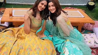 Alia Bhatt Dances To <i>Maahi Ve</i> At BFF Akansha Ranjan's Pre-Wedding Bash