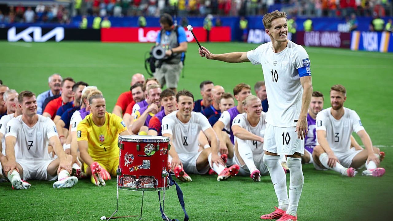 The Incredible Story Of Norway's Viral 'Viking Row' Celebration, From Its Architects
