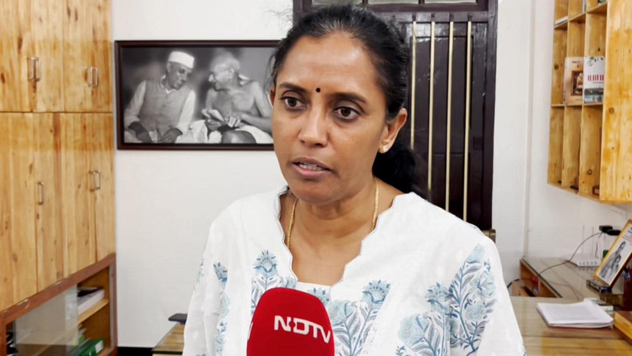 'Don't Just Open The Rulebook': Congress MP Jothimani On Jobs For Karur Victims' Kin