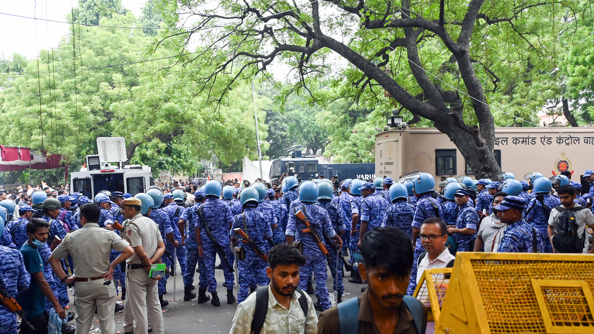 'These Weapons Aren't Decorative': Former ACP Justifies Police Response to Protest Violence