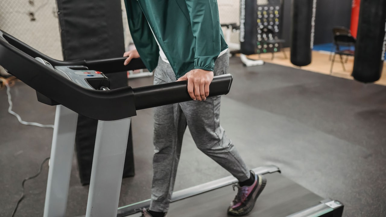 Walking Pad Vs Treadmill: Which One Fits Work-From-Home Life Better?