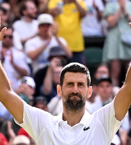 Novak Djokovic Breaks Roger Federers All-Time Record To Reach Wimbledon Quarter-Finals