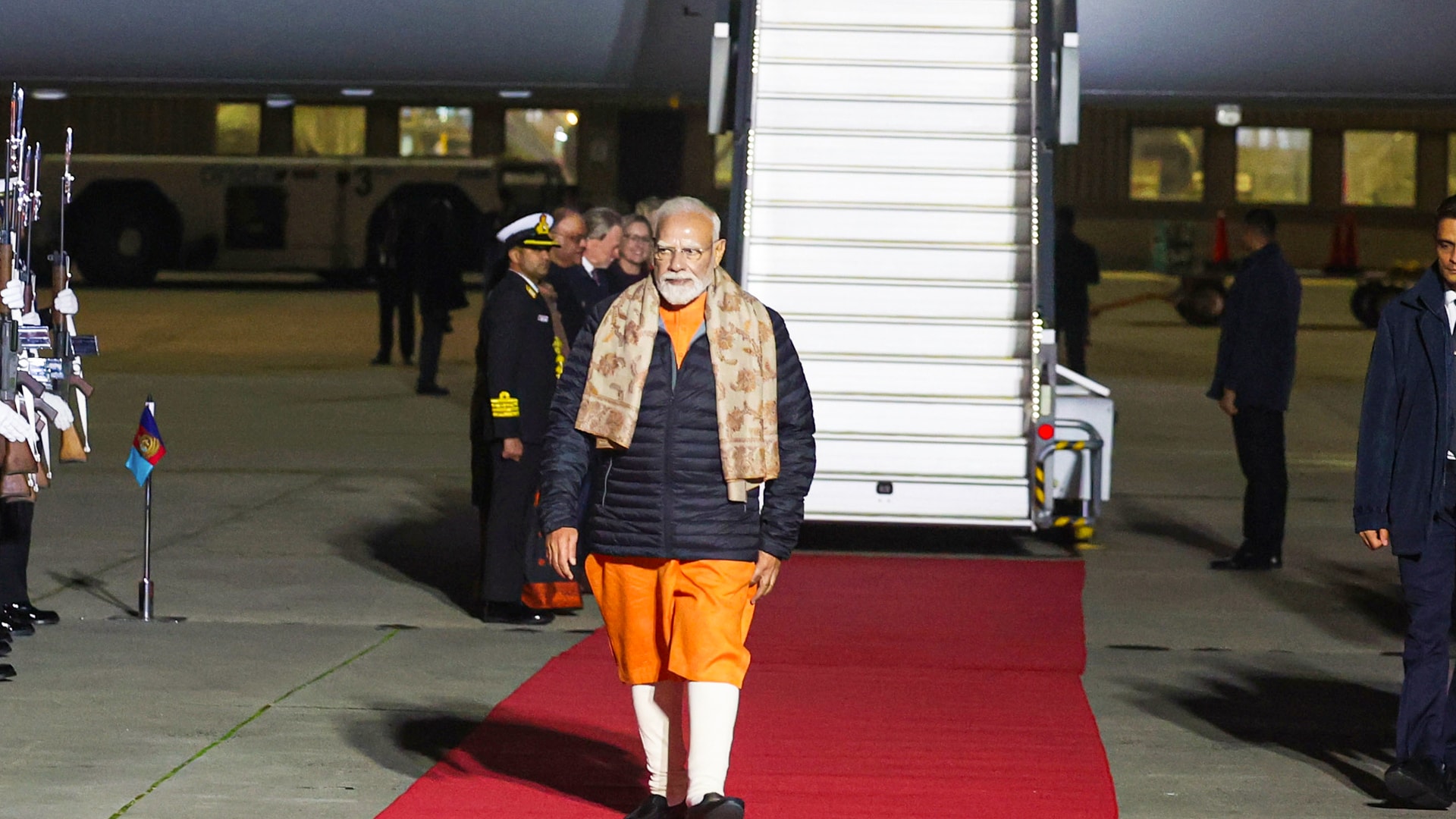 PM Modi Arrives In Australia | Uranium Deal, India-Australia Summit & Melbourne Mega Event