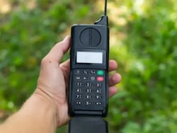 No Mobile Towers? BSNL's New Satellite Phone Can Keep You Connected
