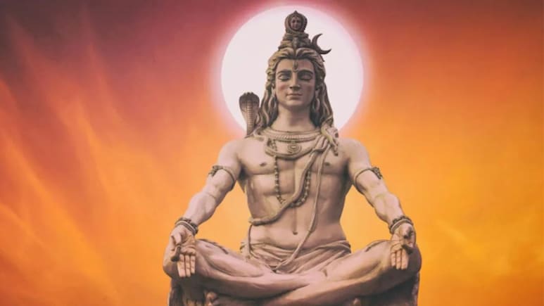 सोमवार को होती है भोलेनाथ की पूजा, यहां पढ़ें भगवान शिव की आरती