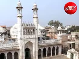 ज्ञानवापी के सीलबंद हिस्से में पूजा की मांग पहुंची सुप्रीम कोर्ट, सावन में जलाभिषेक की अनुमति पर कल होगी सुनवाई