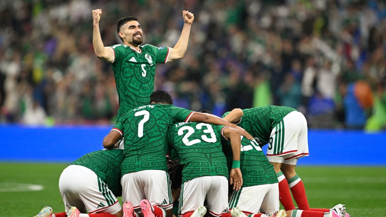 FIFA WC: Mexico Lift 40-Year Curse, Beat 10-Man Ecuador 2-0
