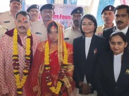 Court News: लैंगिक शोषण गुन्ह्यातील आरोपीशी पीडित तरुणीचा विवाह; कोर्टानं दिली विशेष परवानगी! कारण काय?