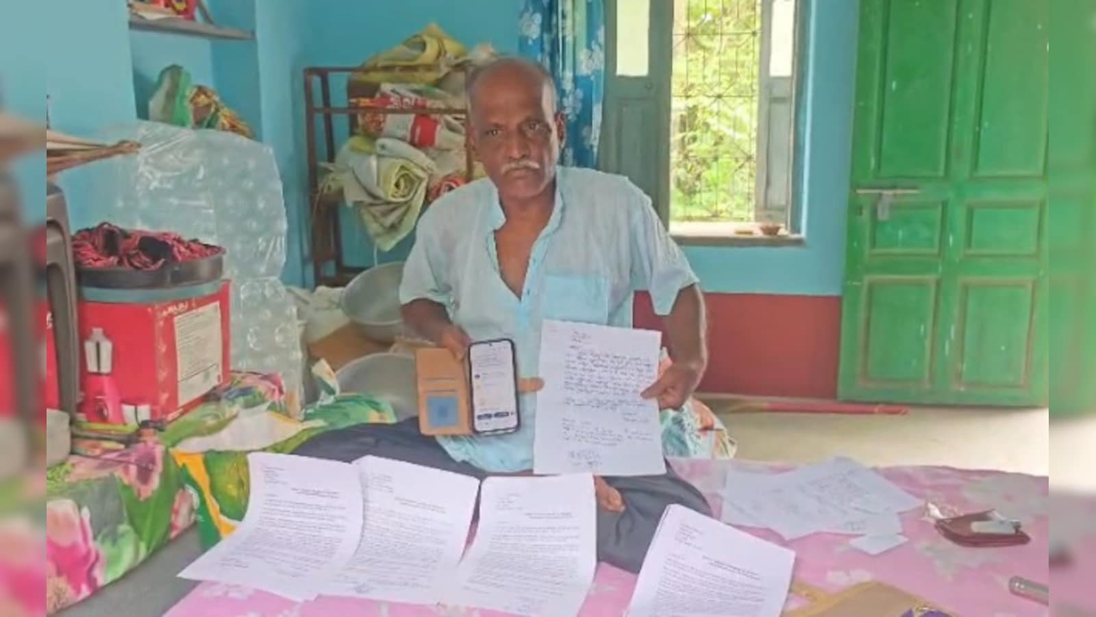 After Phone Goes Missing, National Award-Winning Farmer Loses Rs 83,000