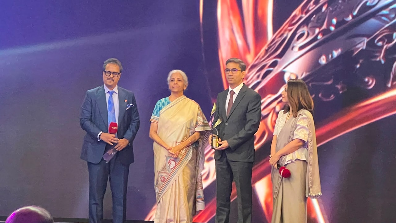 Business Leader Of The Year PSU Goes To Captain Jagmohan, Mazgaon Dock Ship Builders.  