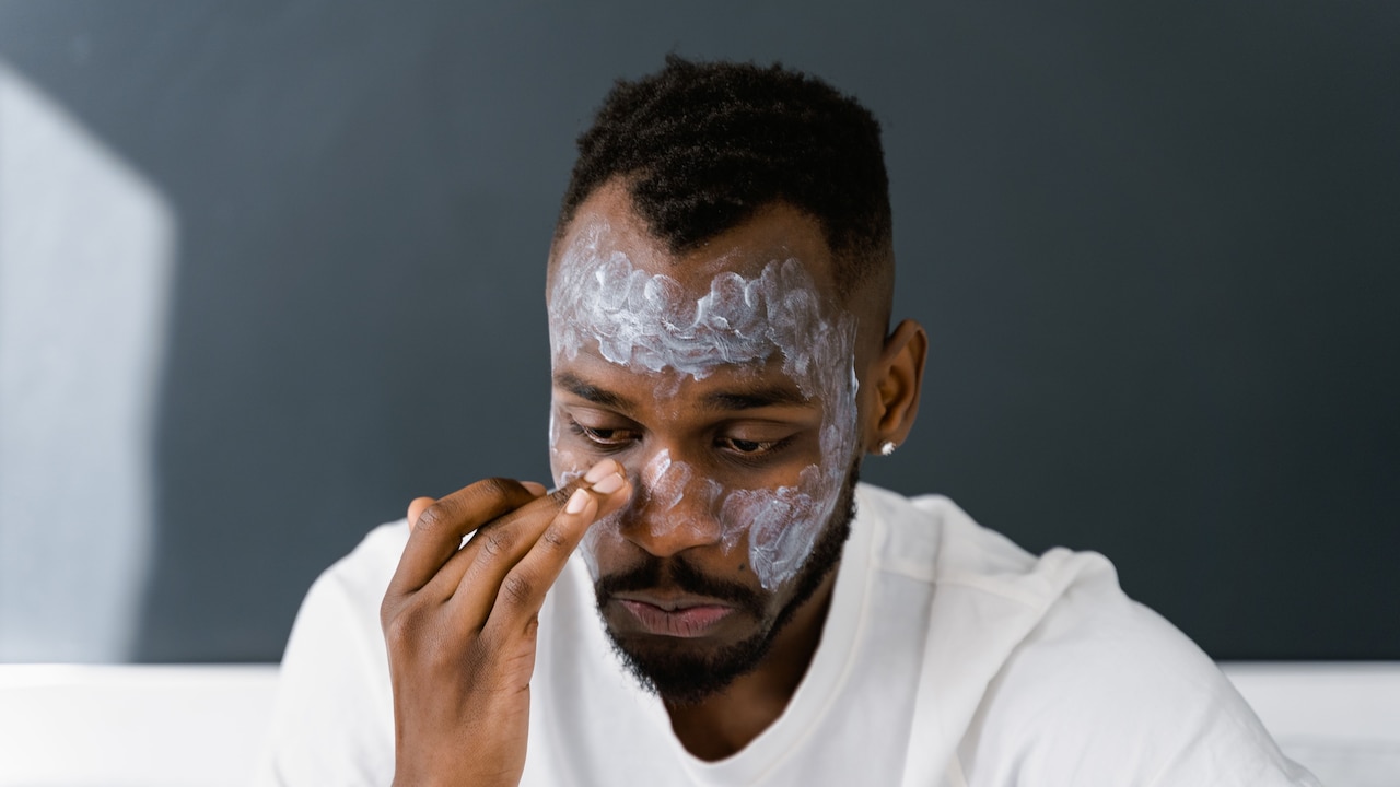 Say goodbye to summer dullness with these facial kits for men Say goodbye to summer dullness with these facial kits for men