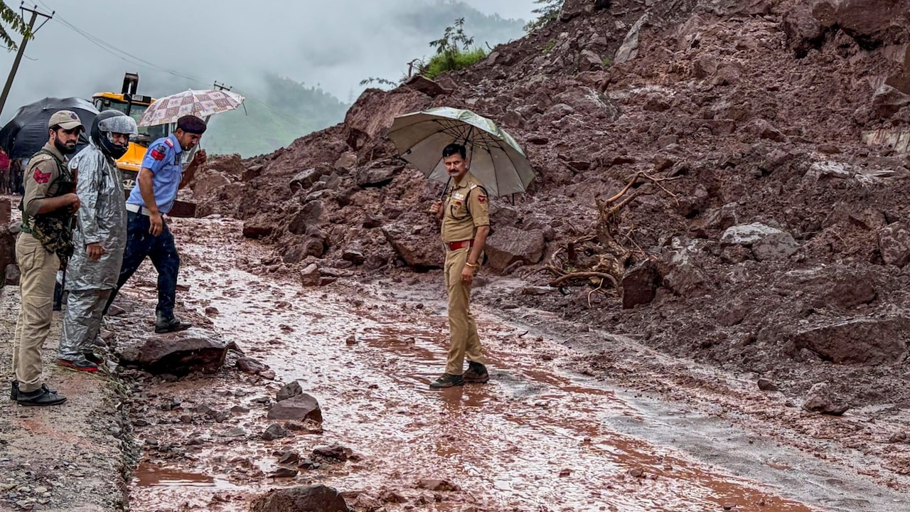 Traffic Suspended On Jammu-Srinagar National Highway After Landslides At Various Places — Videos