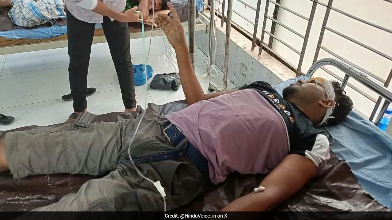 बांग्लादेश में फिर हिंदू पर हमला, 25 साल के पुजारी का अपहरण कर मांगी फिरौती
