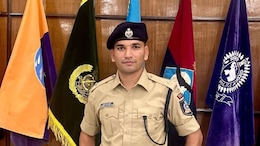 Success Story: 12वीं नहीं...10वीं फेल ये किसान पुत्र 3 बार UPSC पास कर बना IPS ऑफिसर