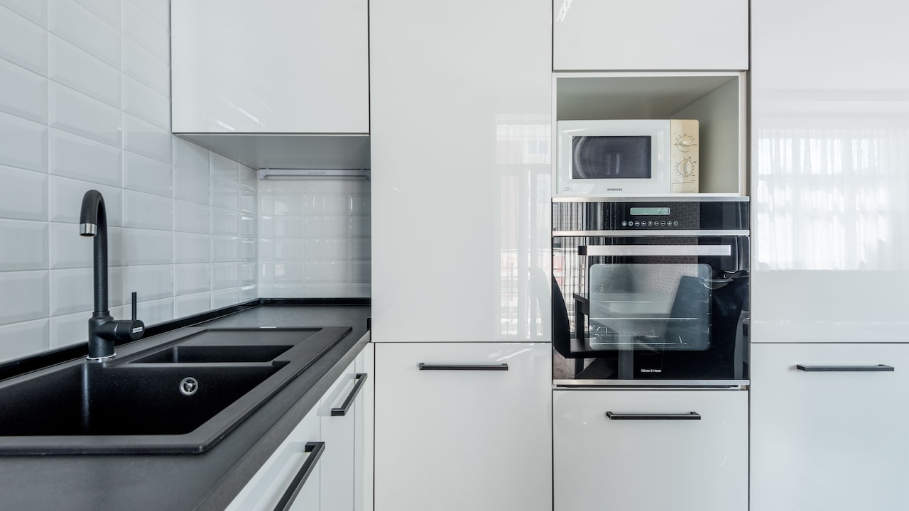 Why Microwave Food Heats Unevenly And How Placement Affects Results Why Microwave Food Heats Unevenly And How Placement Affects Results