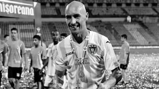 Romania Footballer, Who Was Also Mayor Of His Town, Drowns In Lake At 44