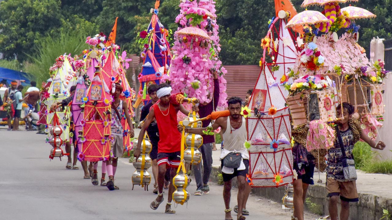Kanwar Yatra Begins With Start Of Sawan; Traffic Curbs Rolled Out Across Western UP