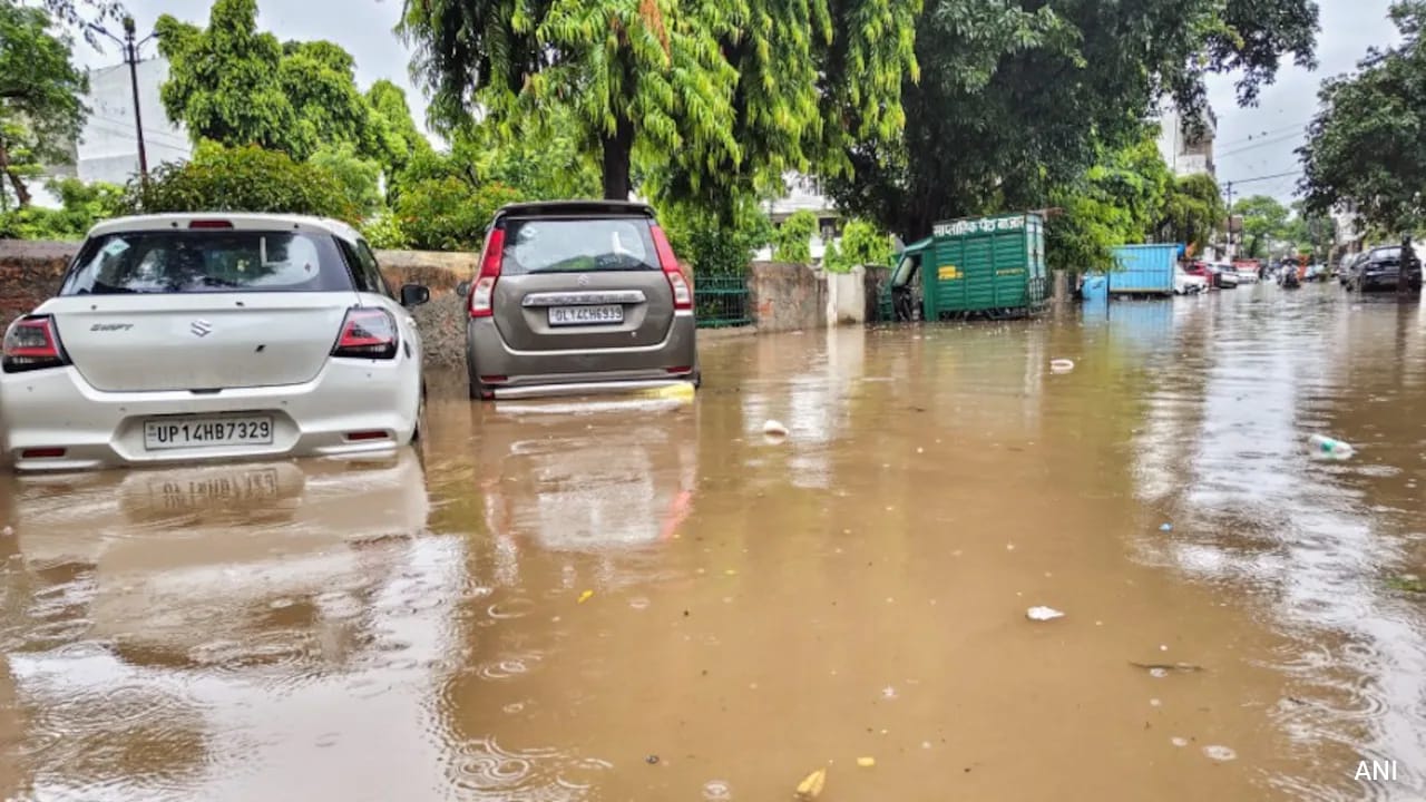 3-Year-Old Girl Dies After Falling Into Rain-Flooded Street In Ghaziabad