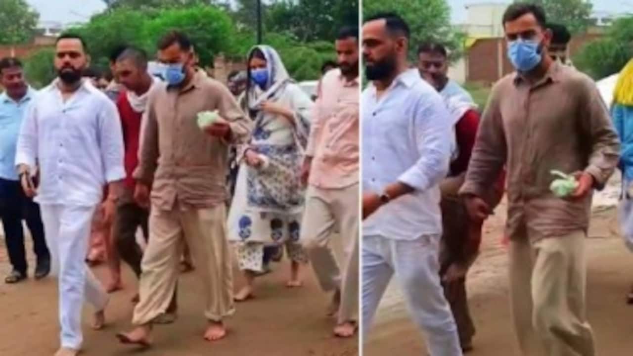 6 महीने में चौथी बार प्रेमानंद महाराज जी के आश्रम पहुंचे विराट-अनुष्का, श्रद्धा और सादगी ने जीता दिल