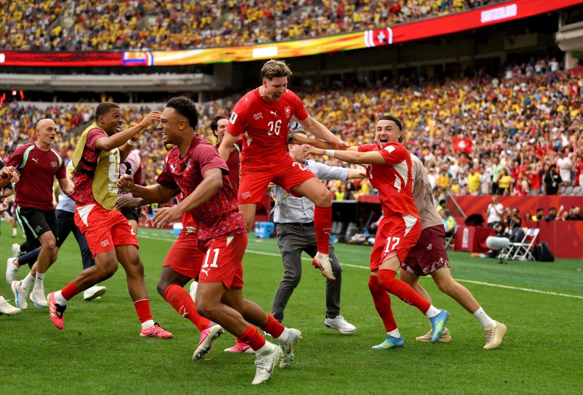 Switzerland beat Colombia on penalties to reach World Cup quarter-finals