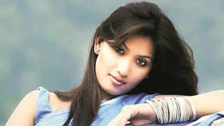 Two Actors, A Fake Film Offer, Then A Murder: It Began On Kareena Kapoor's <i>Heroine</i> Set