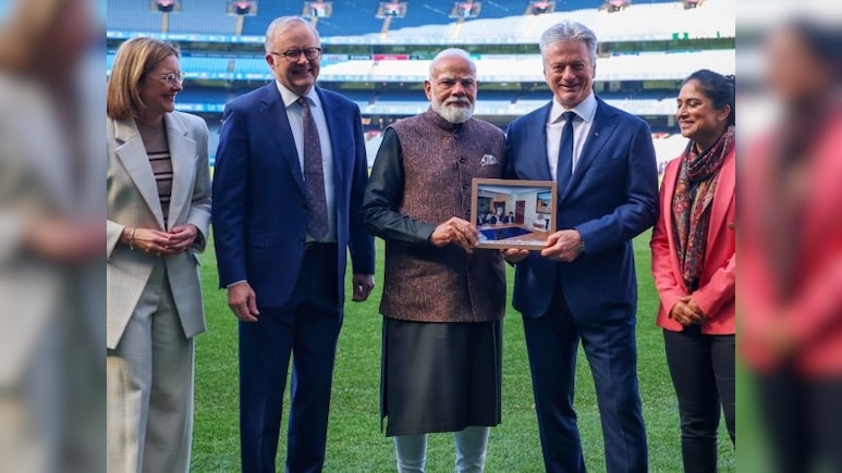 पीएम मोदी ने ऑस्ट्रेलिया के पूर्व कप्तान स्टीव वॉ को दी खास तस्वीर, जानिए कनेक्शन