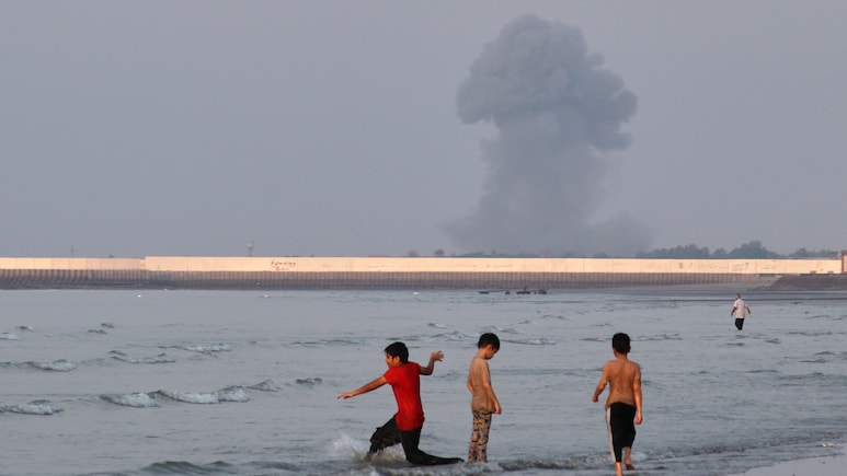 Kuwait Says Iranian Strike Hits Water, Power Station Amid Escalating Gulf Conflict