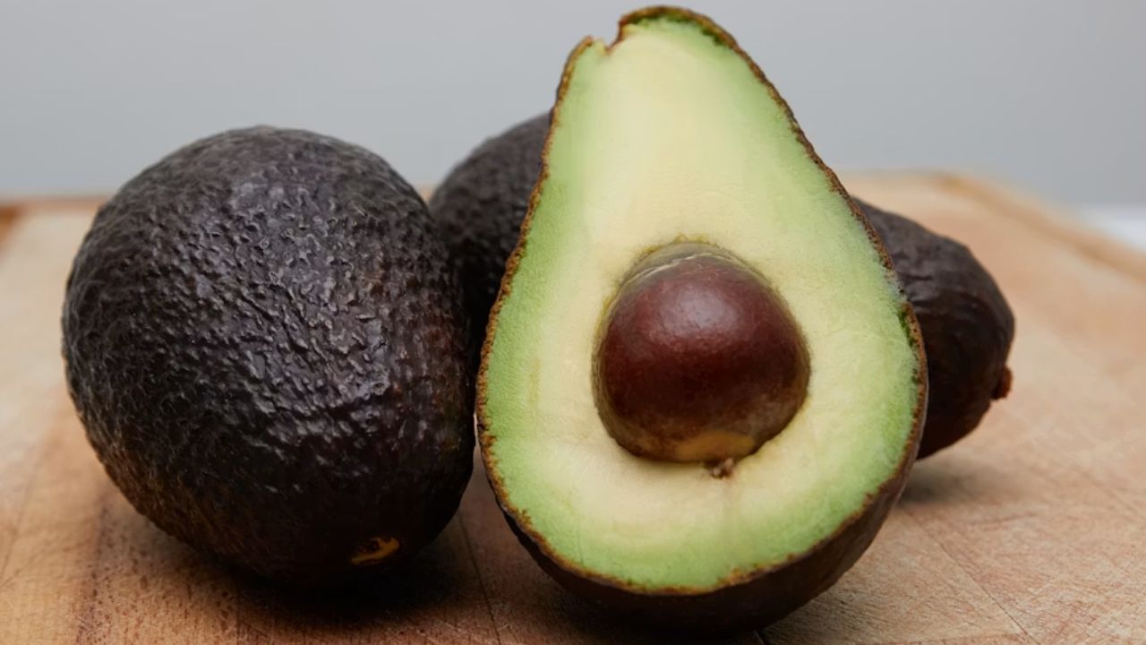 Eating An Avocado A Day May Lower 'Bad' Cholesterol, New Study Finds