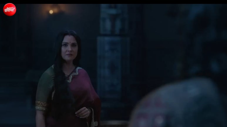 डिजाइनर साड़ी, सैलून जैसे सेट बाल, रामायणम् की कैकेयी लारा दत्ता का लुक देख लोग बोले- ये तो एकता कपूर का सीरियल