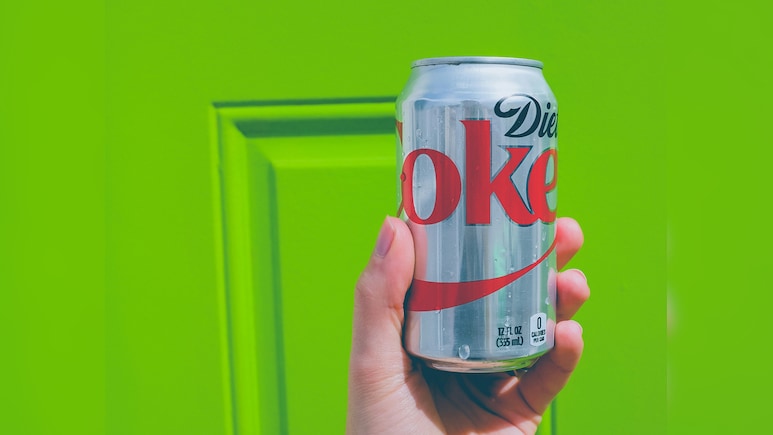 Diabetic Woman Hospitalised With Abdomen Pain And Nausea Cured By Drinking Diet Cola