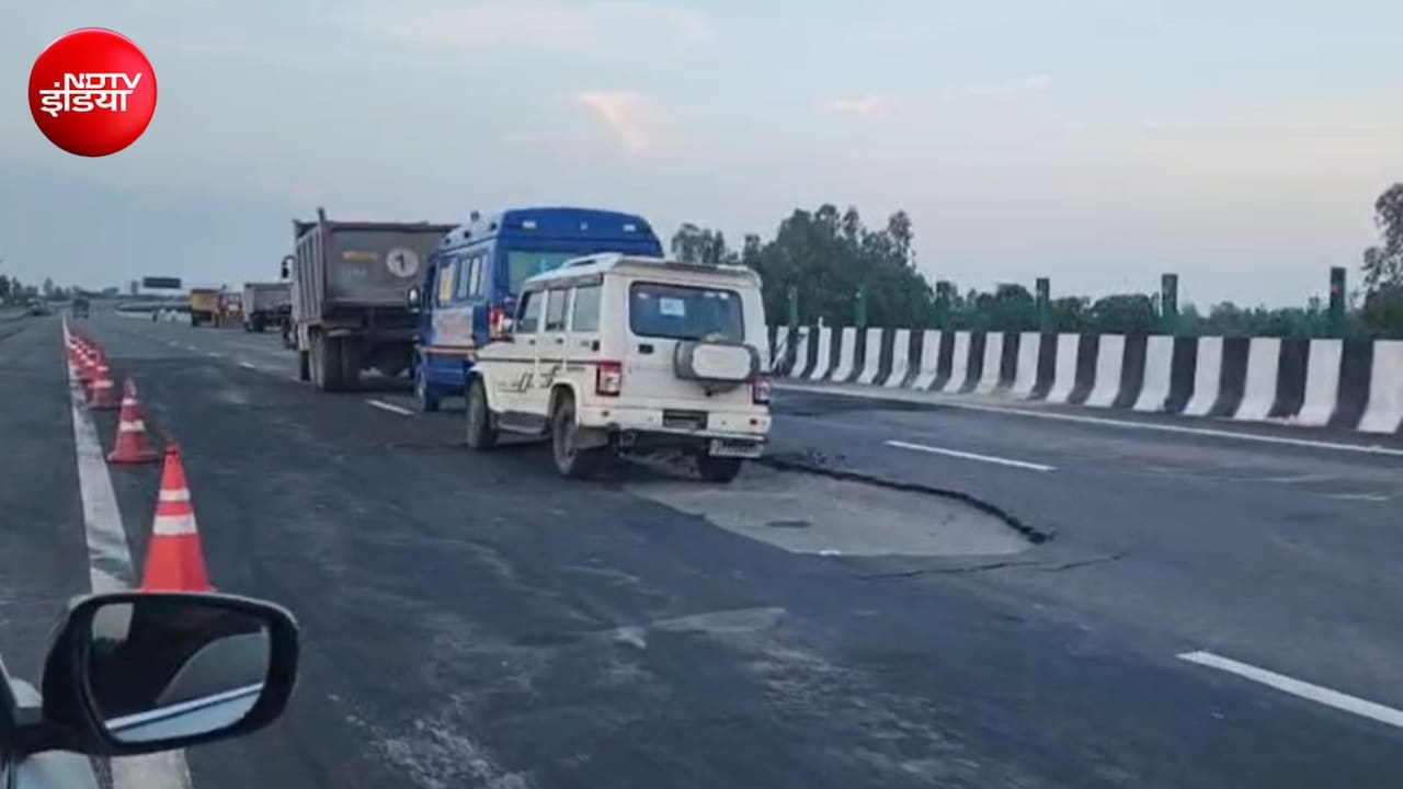 लखनऊ-कानपुर एक्सप्रेसवे पर फिर उठे सवाल, उन्नाव में बारिश के बाद टूटी सड़क