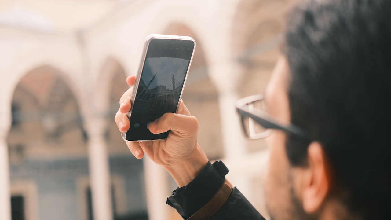Why Phone Batteries Drain Faster After Software Updates